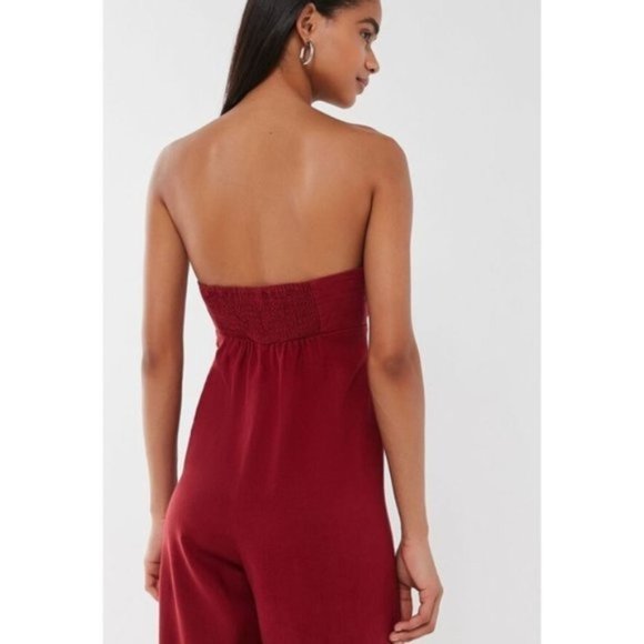 Urban Outfitters Red Linen Strapless Jumpsuit - Picture 3 of 6